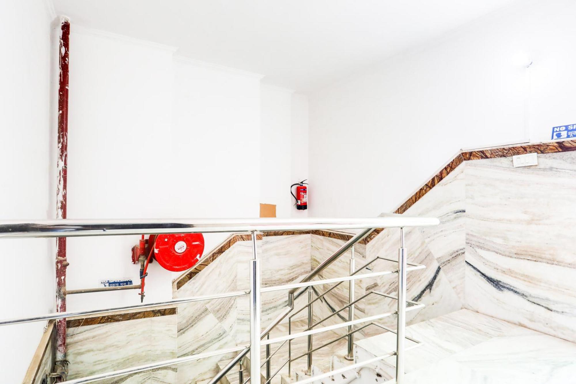Hotel O Anchal Dx Ню Делхи Екстериор снимка